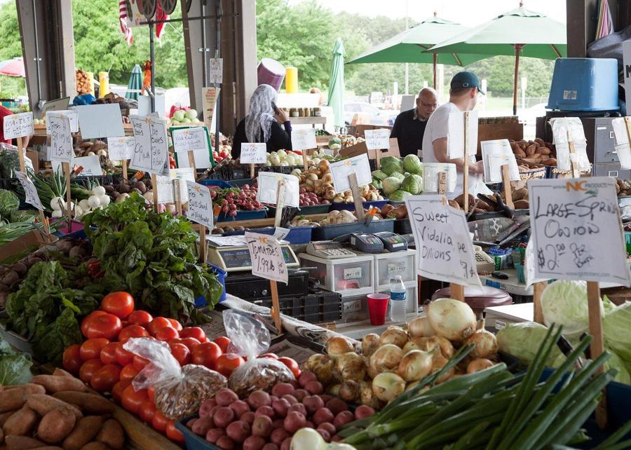 Mini Island Tour of Trinidad — Markets, Temples & Culture