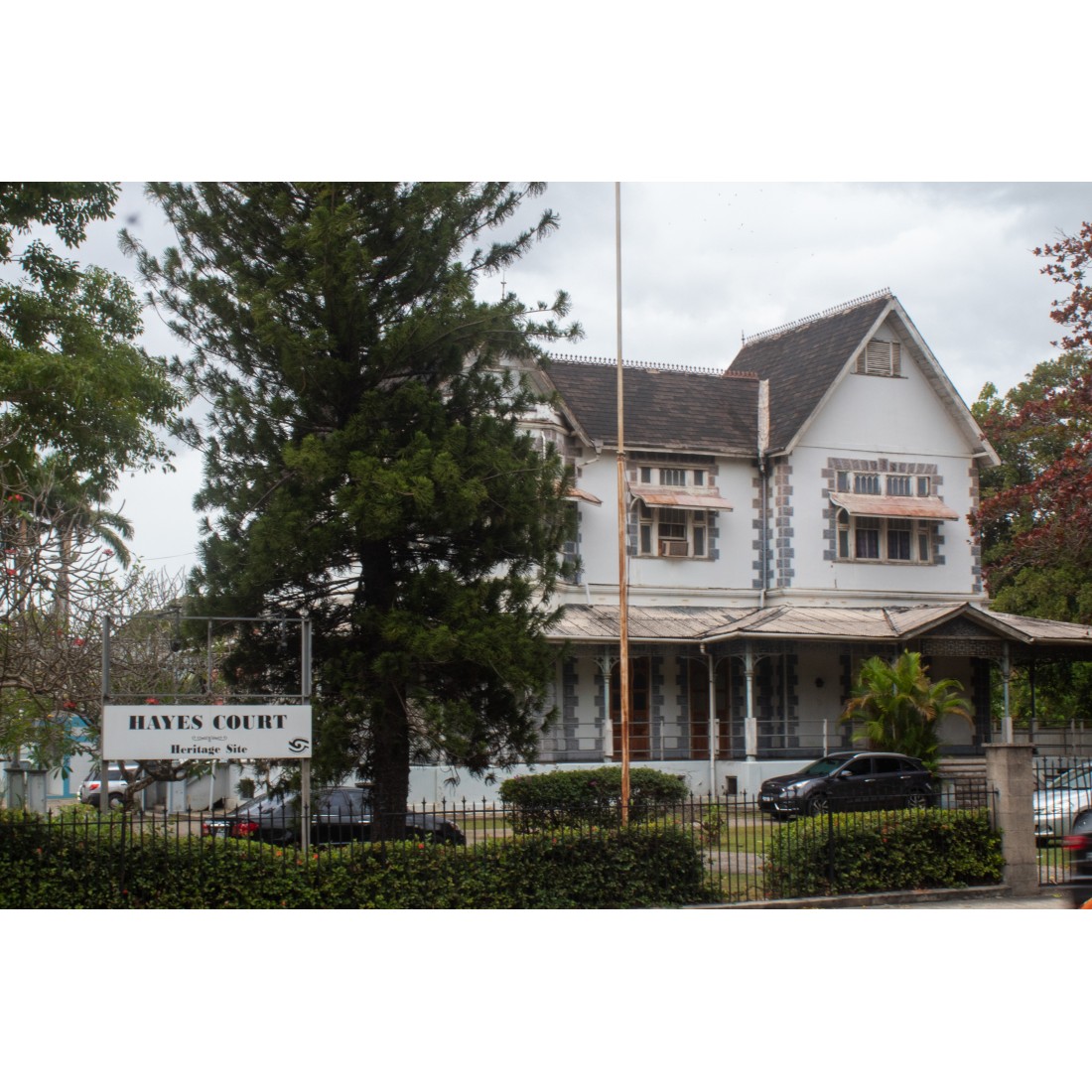 Port of Spain City Tour: Magnificent Seven & Fort George 3