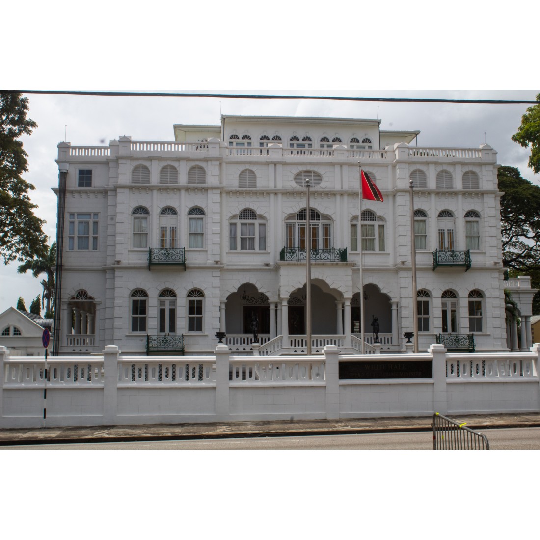 Port of Spain City Tour: Magnificent Seven & Fort George 5
