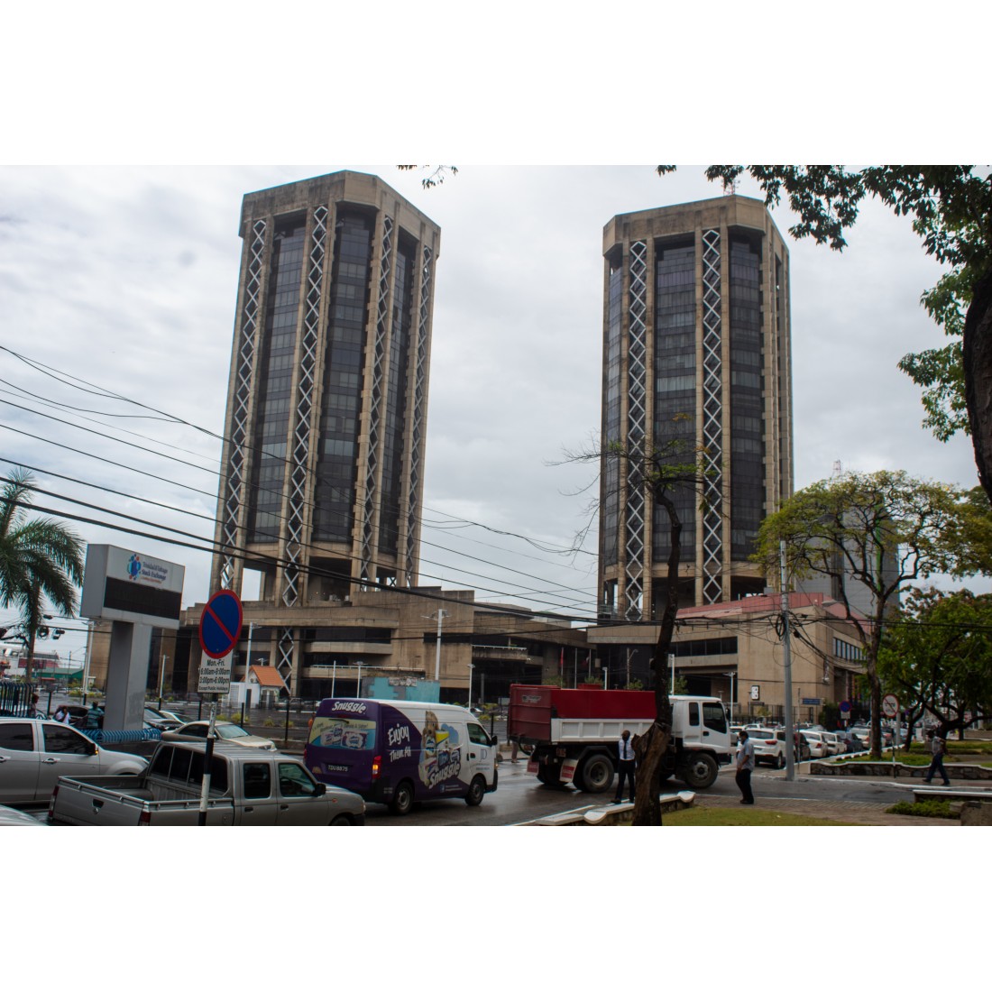 Port of Spain City Tour: Magnificent Seven & Fort George 2