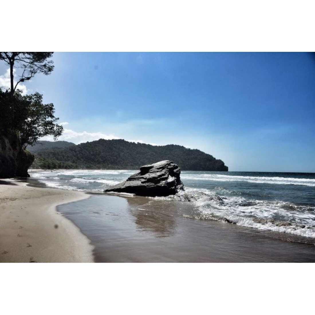 Las Cuevas Beach Tour: Pickup, Lookout Photos & Local Flavors 3
